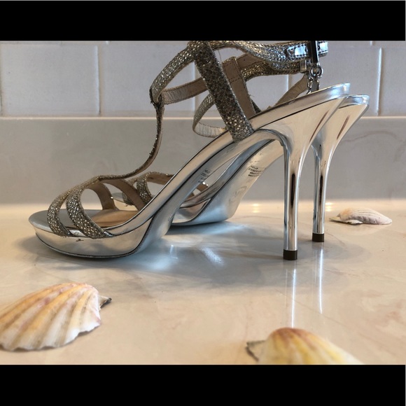 Michael Kors Shoes - Michael Kors heels size 6M